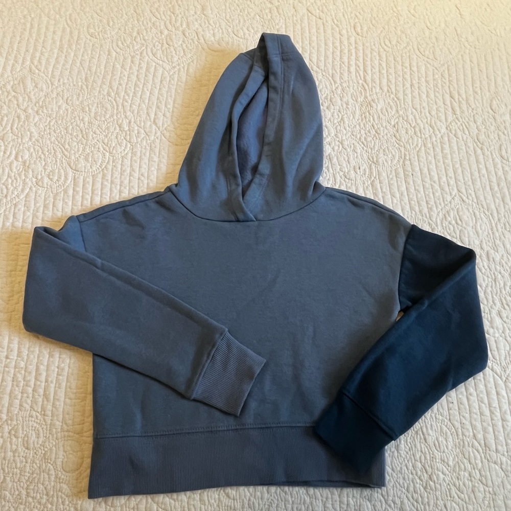 Girls athletic brand cropped color block hoodie
